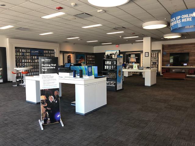 AT&T Store Photo