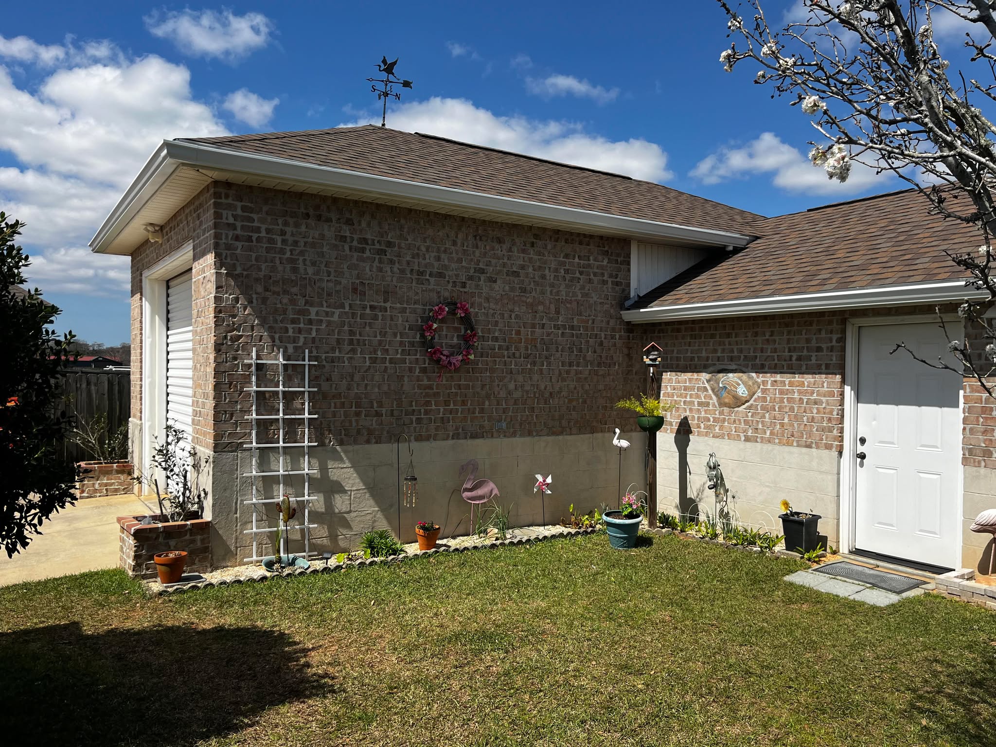 Southern Gutters LLC Image