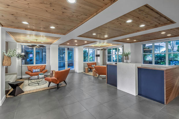 Images Camden Grandview Apartments and Townhomes