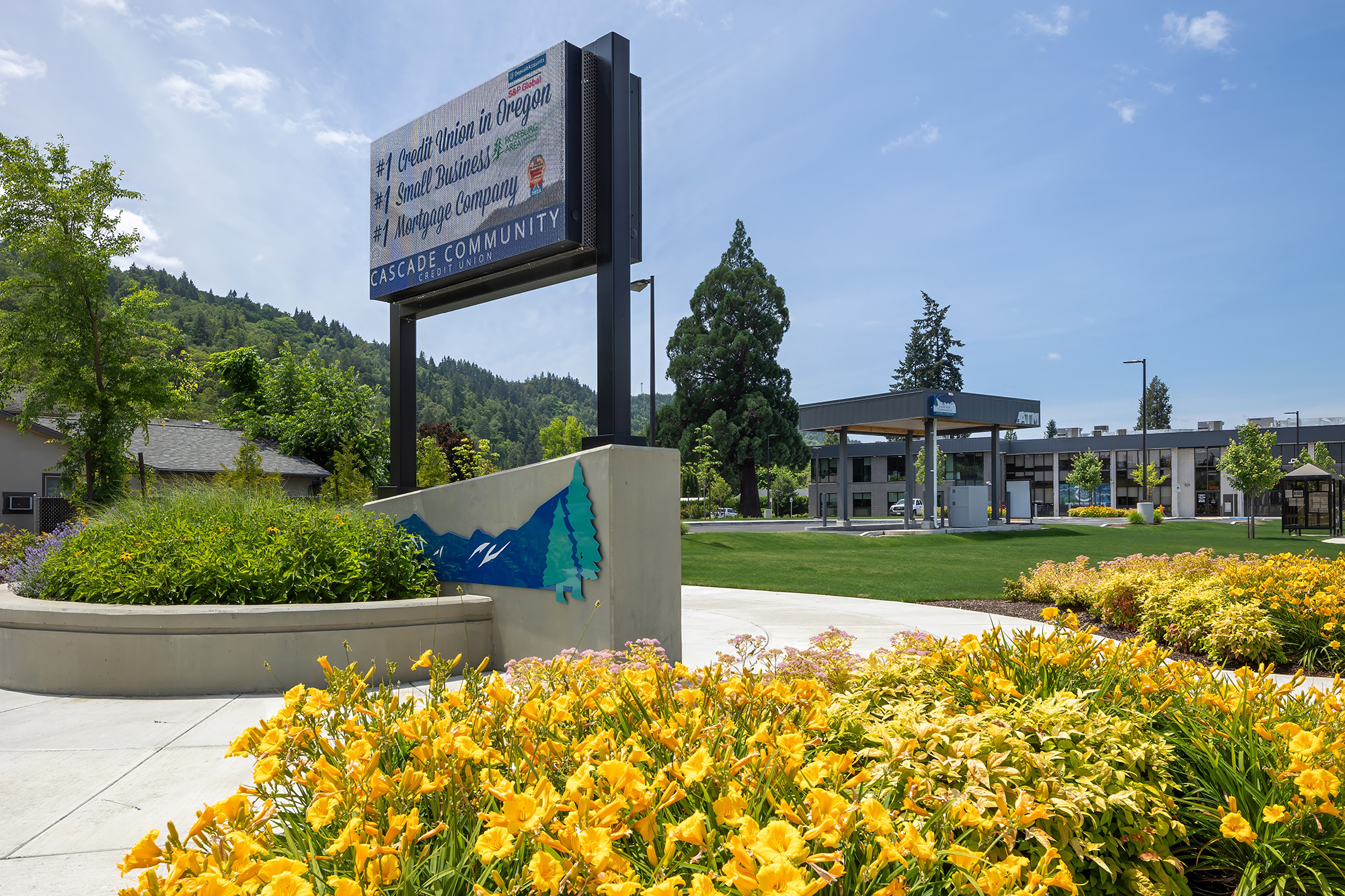 Cascade Community Credit Union Image