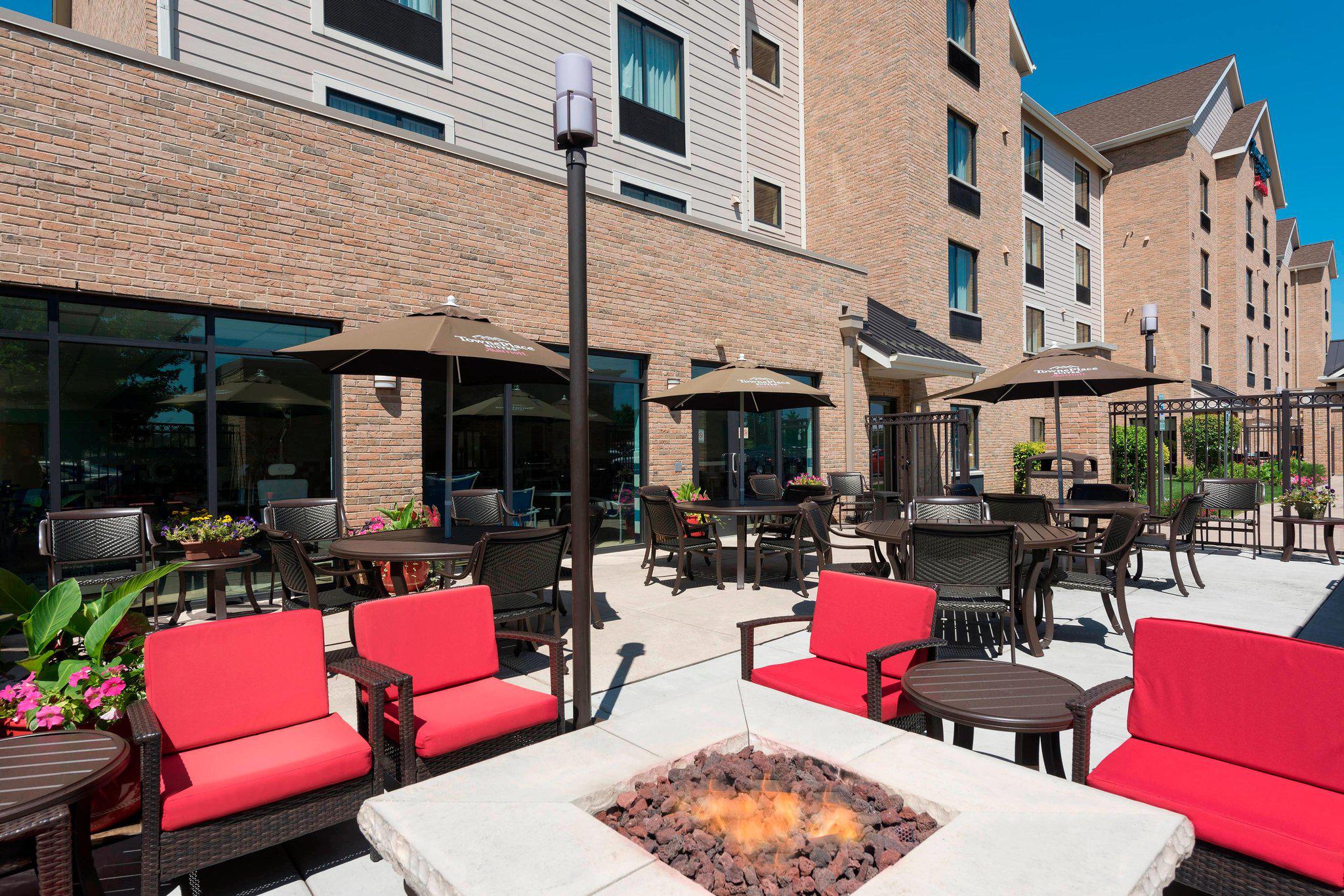 TownePlace Suites by Marriott Joliet South Photo