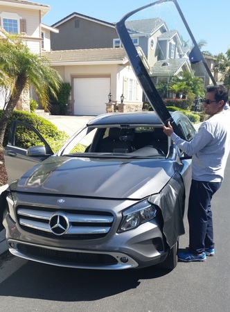 Windshield replacement Windshield replacement