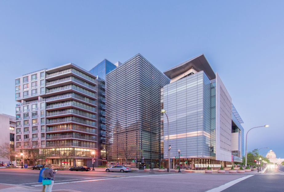 Newseum Residences Photo