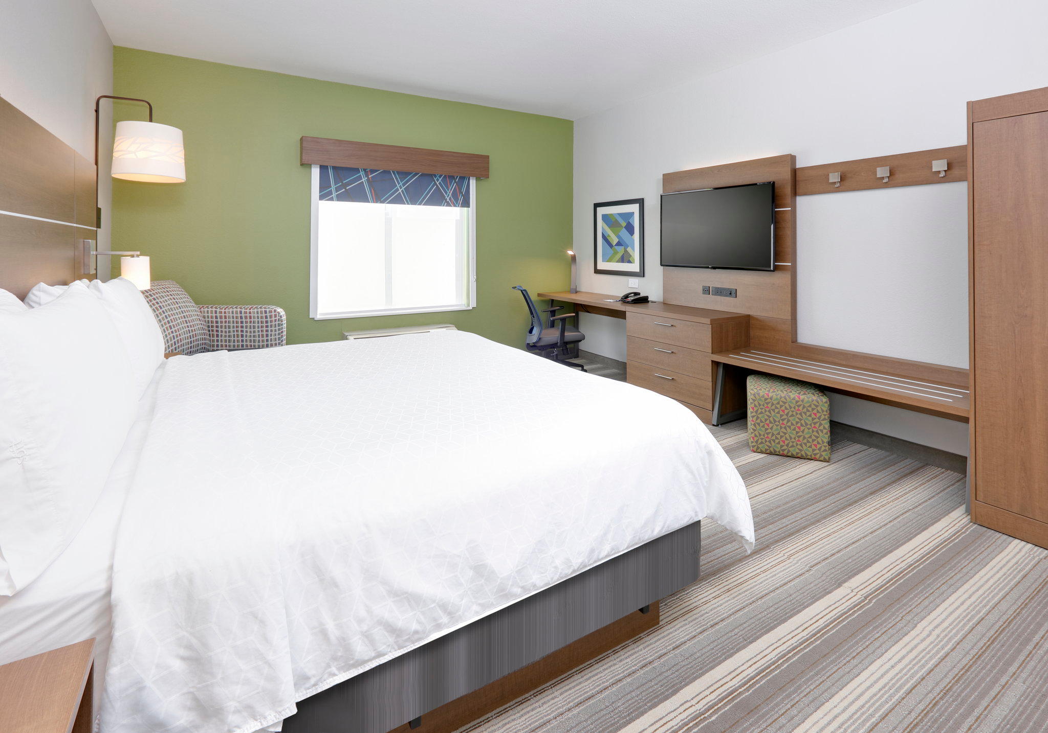 Holiday Inn Express & Suites Denton-Unt-Twu Photo