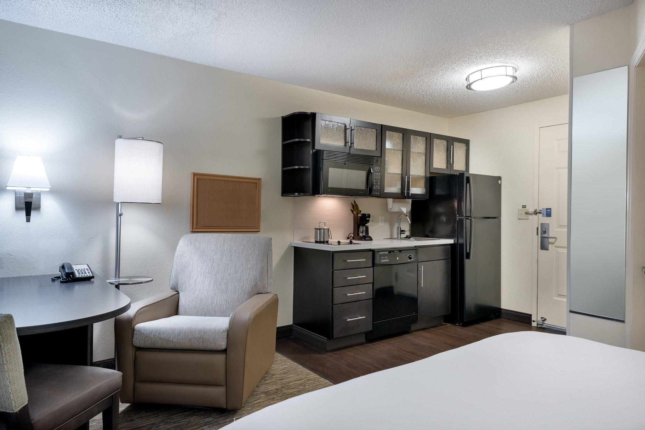 Candlewood Suites Lake Mary Photo