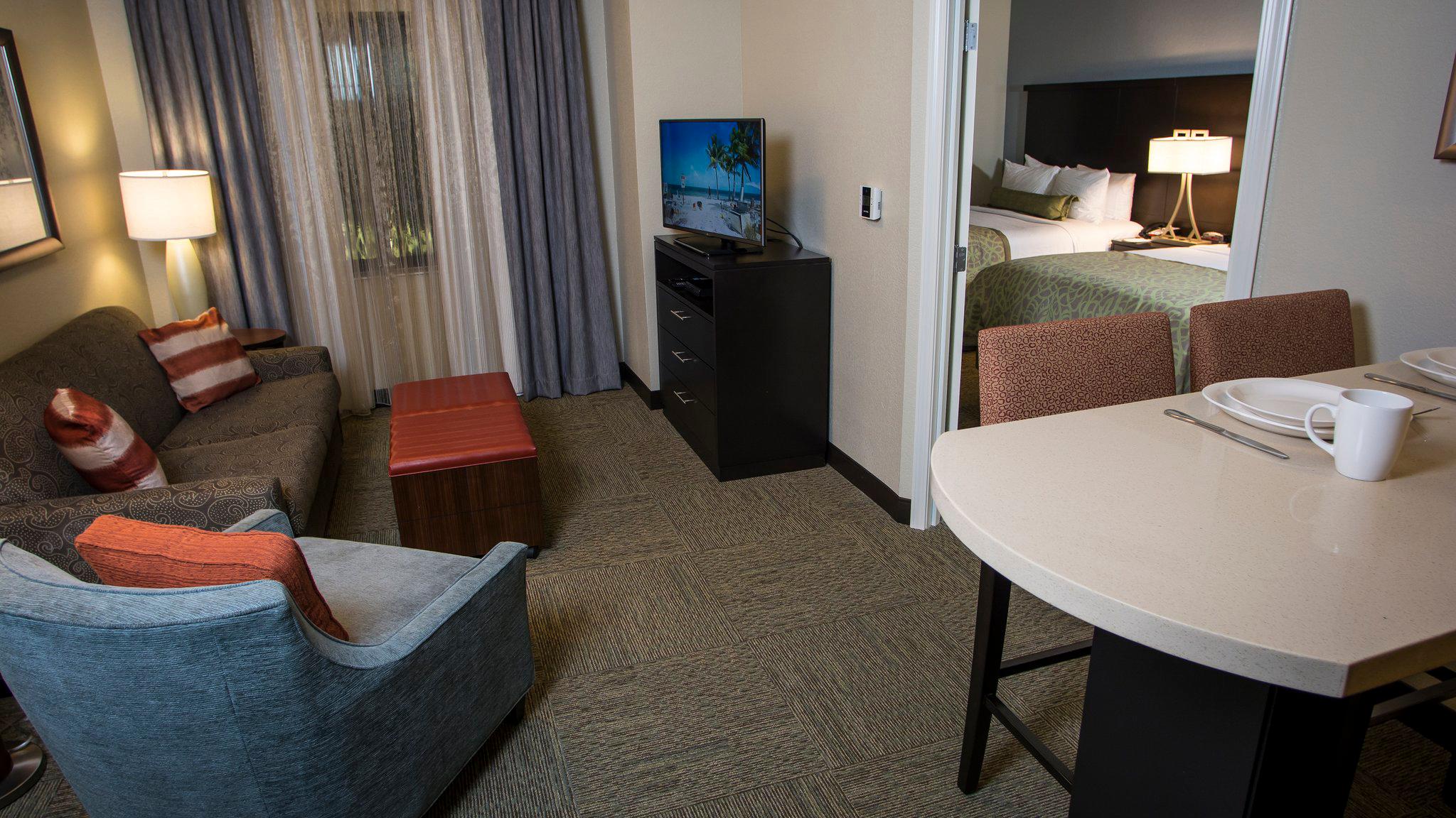 Staybridge Suites Lexington Photo