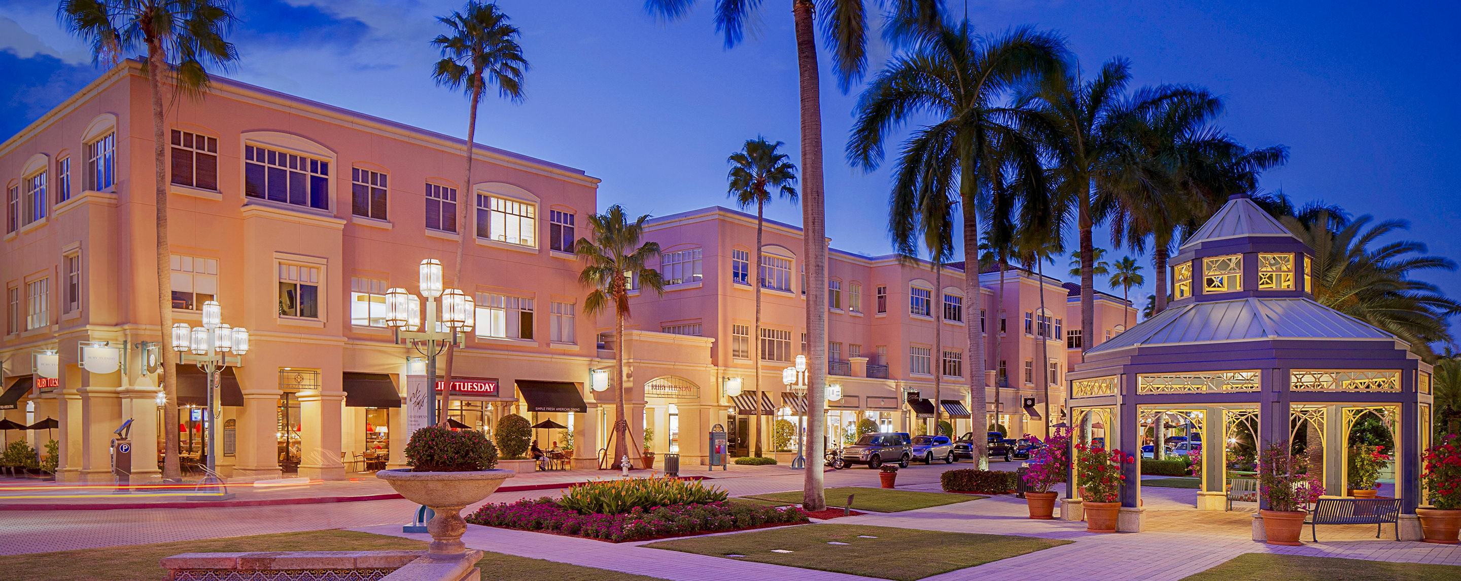 Plaza Real: Boca Raton, Florida