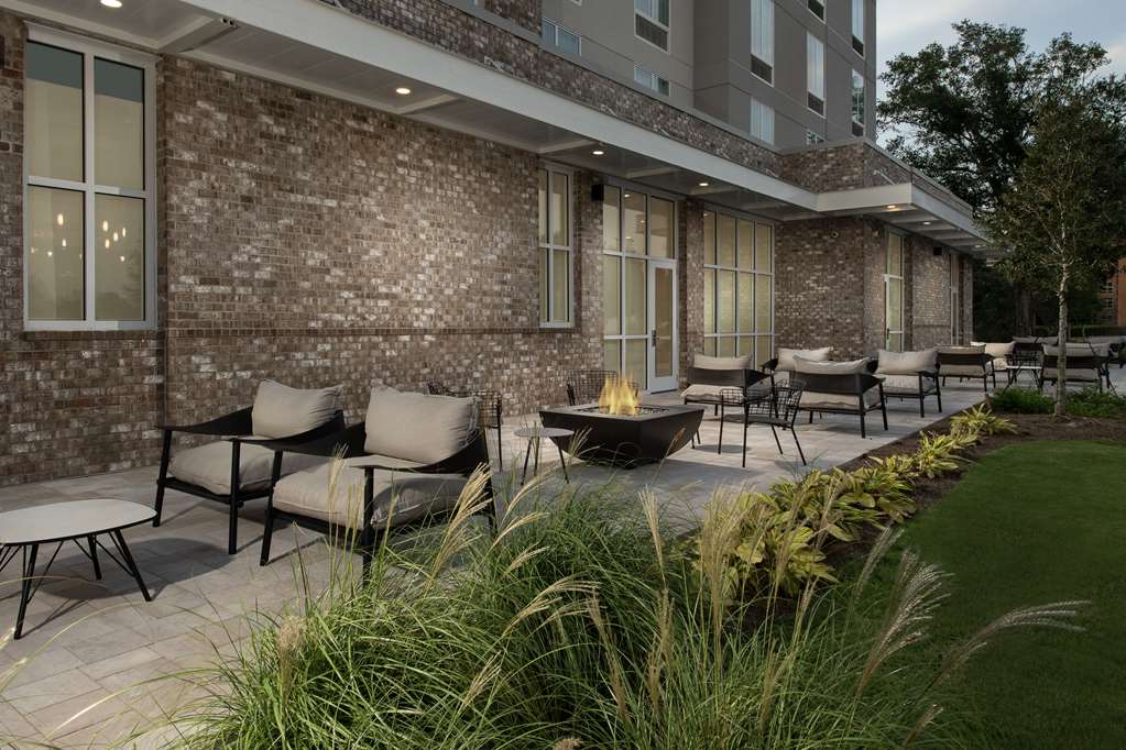 Hilton Garden Inn Pensacola Downtown Image