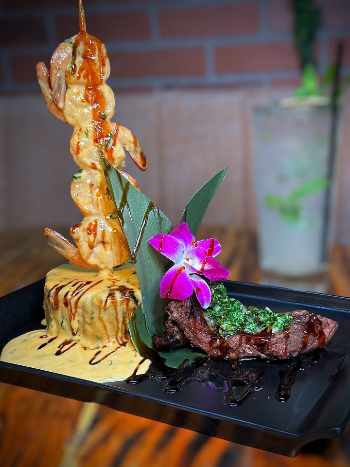 Mofongo Mar Y Tierra