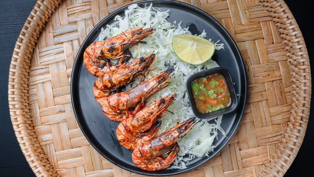 Queen Grilled Shrimp ປີ້ງກູ້ງ