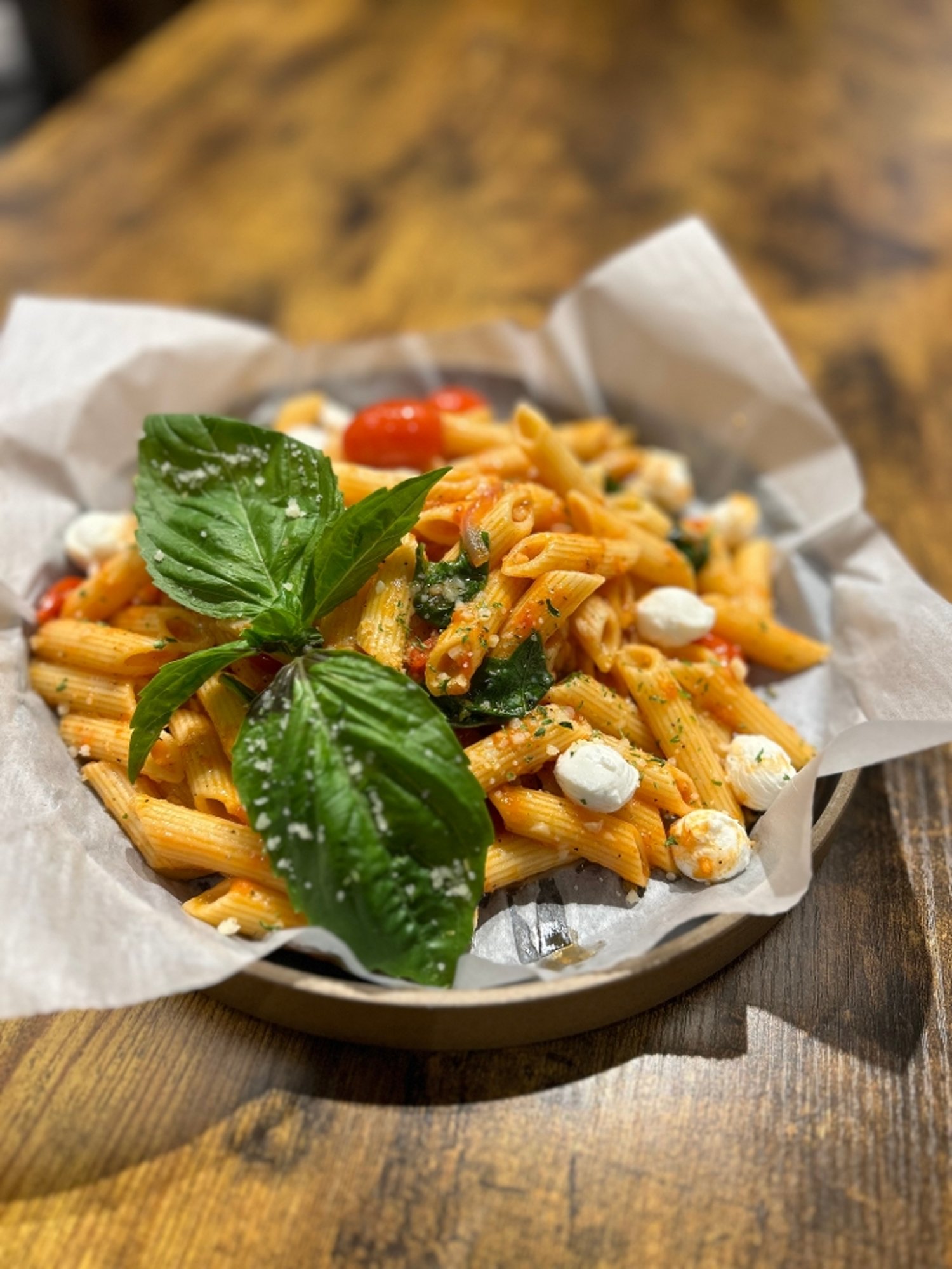 Fresh Mozzarella, Tomatoes & Ziti