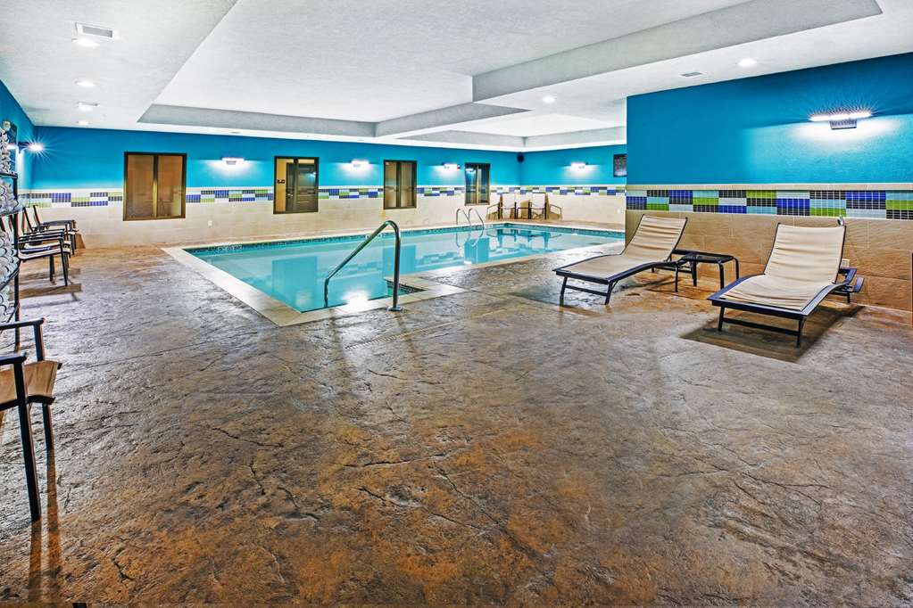 Hampton Inn & Suites Claremore Image