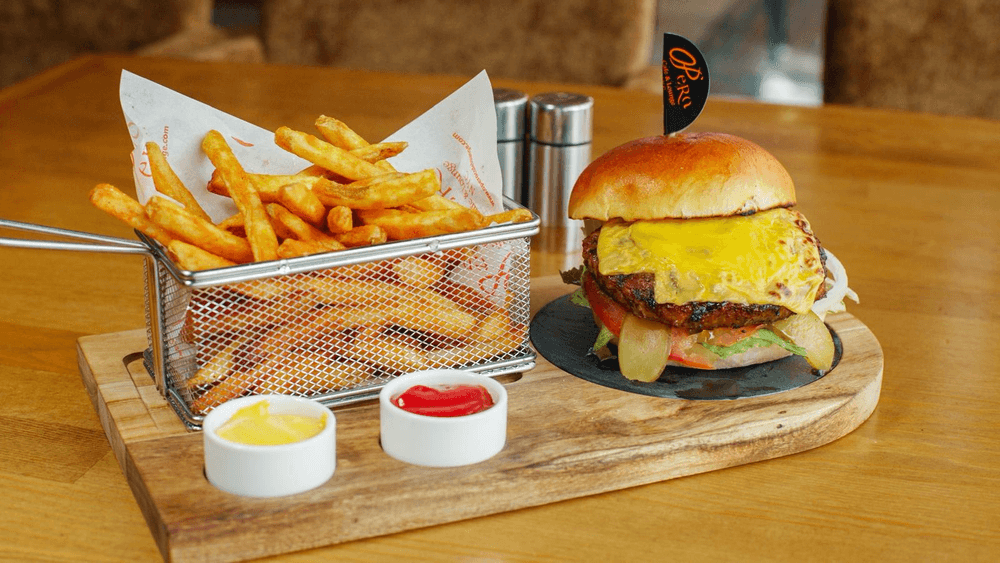 Opera Cheeseburger
