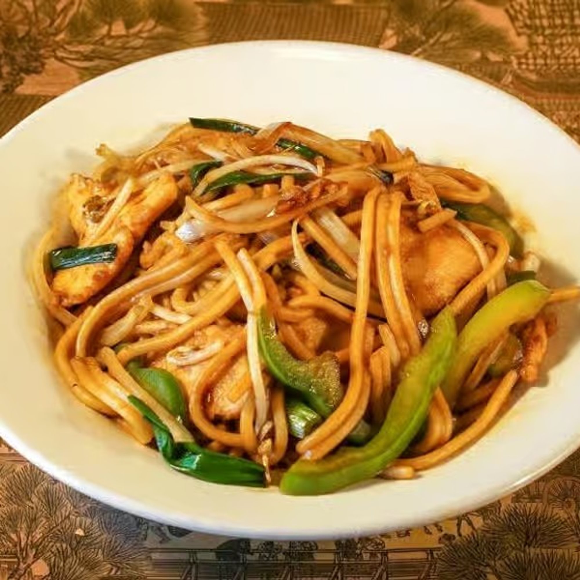 L- Lo Mein