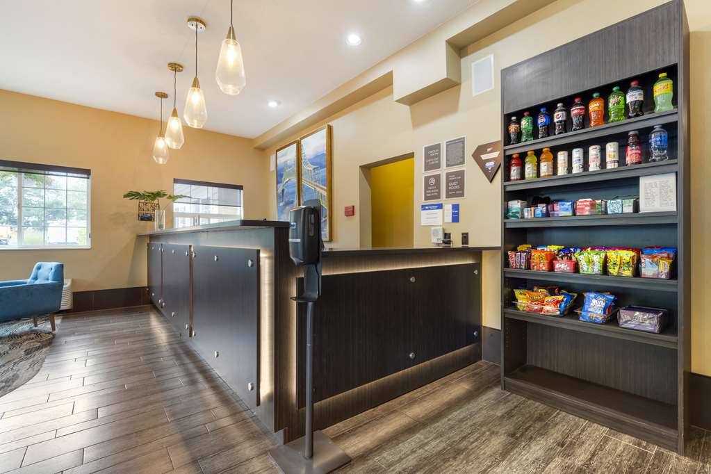 Best Western Columbia River Waterfront Hotel Astoria Image