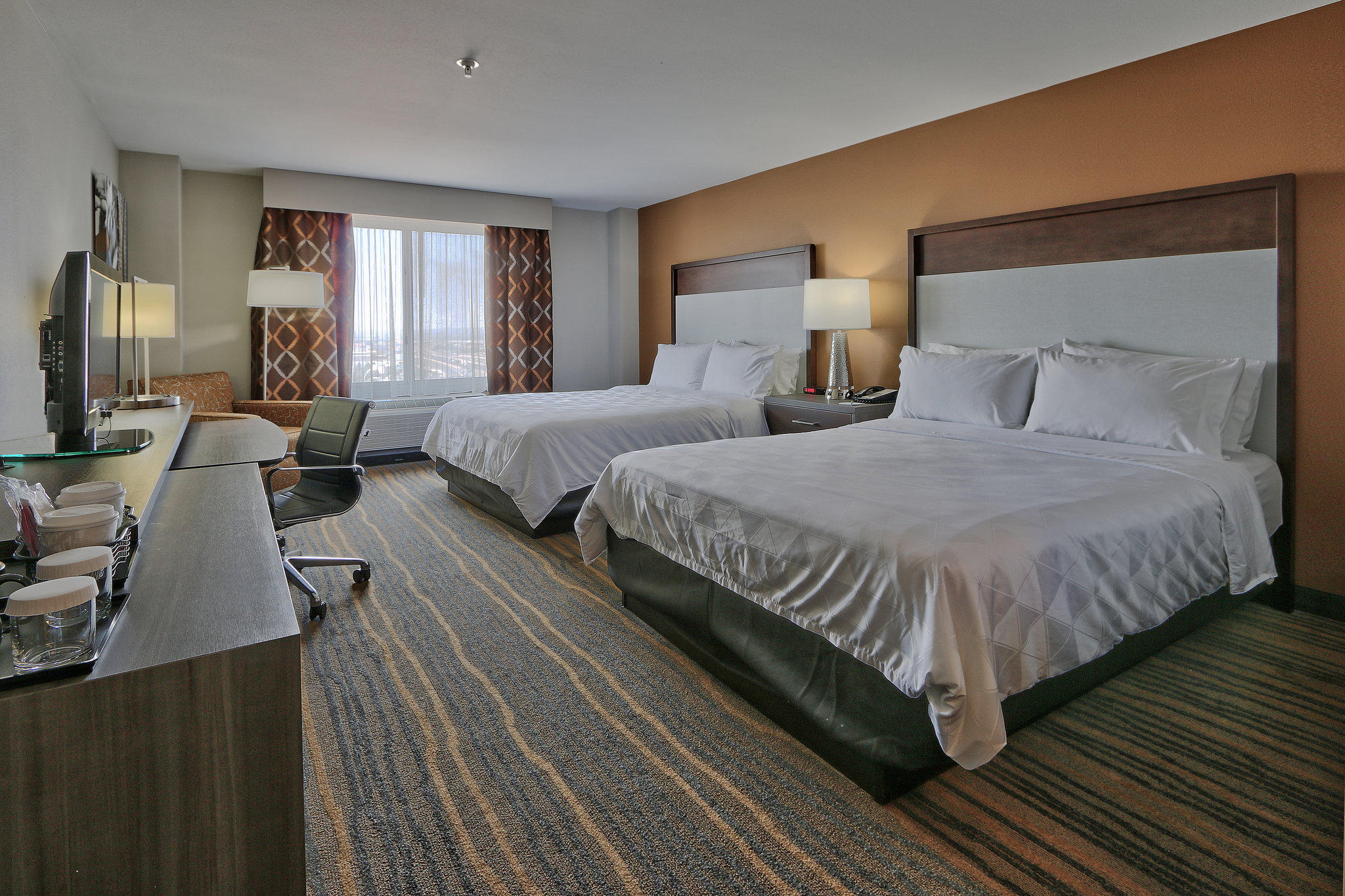 Holiday Inn & Suites Albuquerque-North I-25 Photo