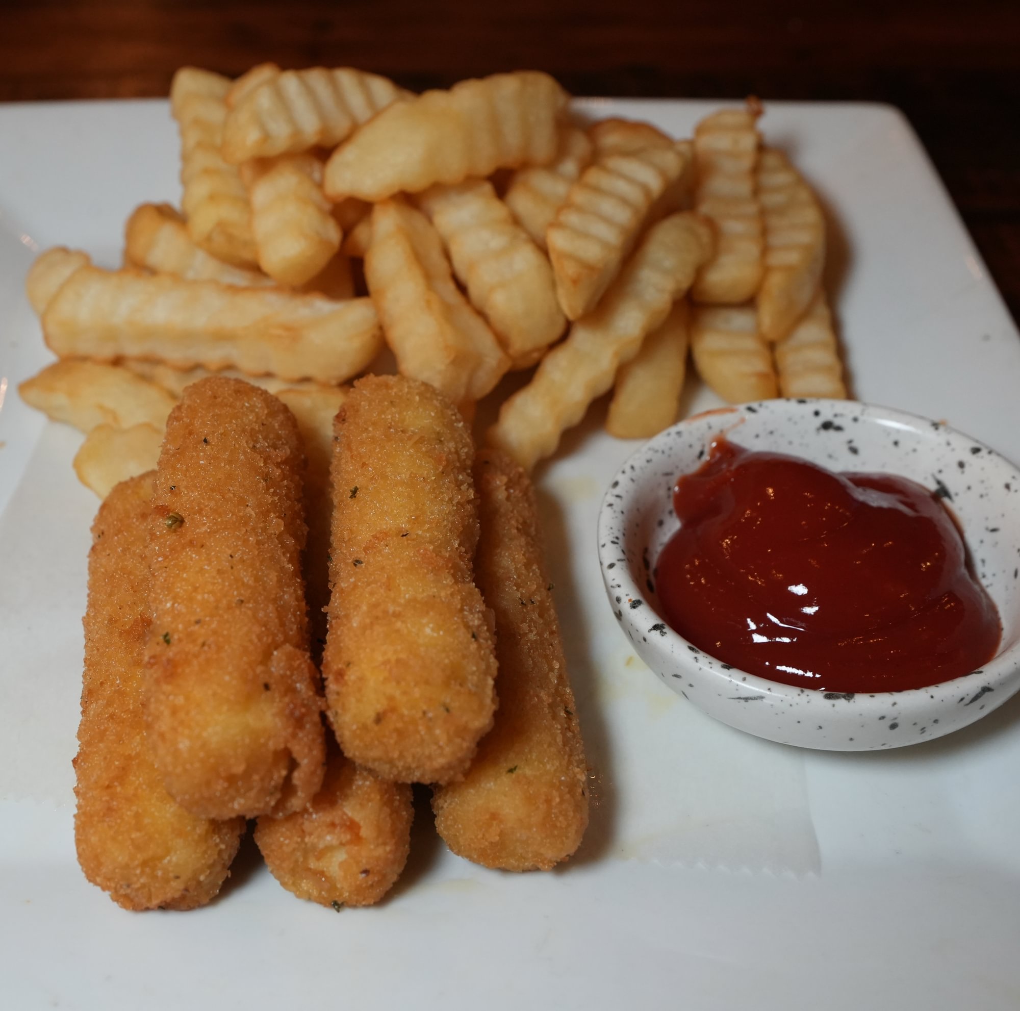 Mozzarella Stick with Fries