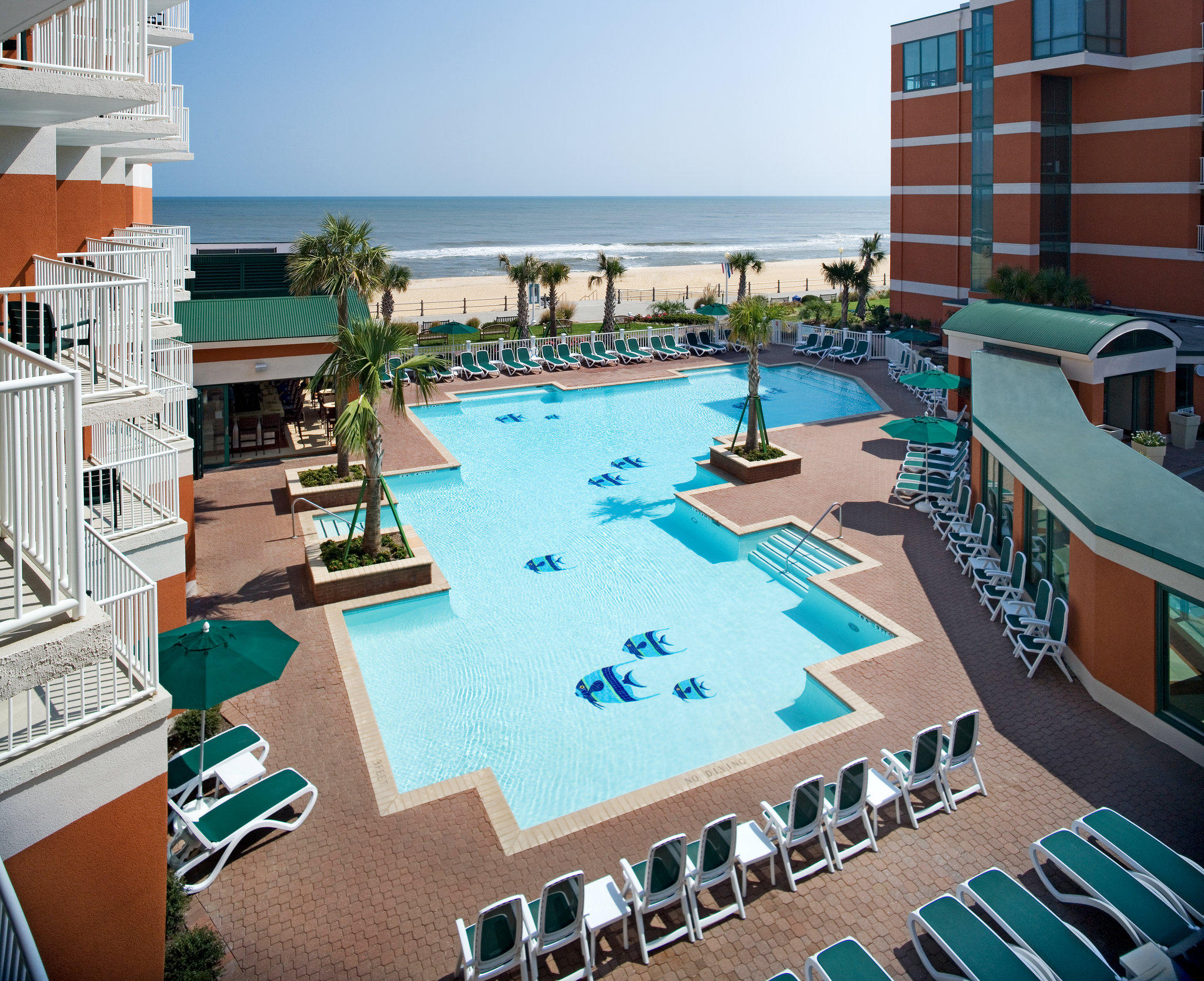 Holiday Inn & Suites Virginia Beach - North Beach Photo