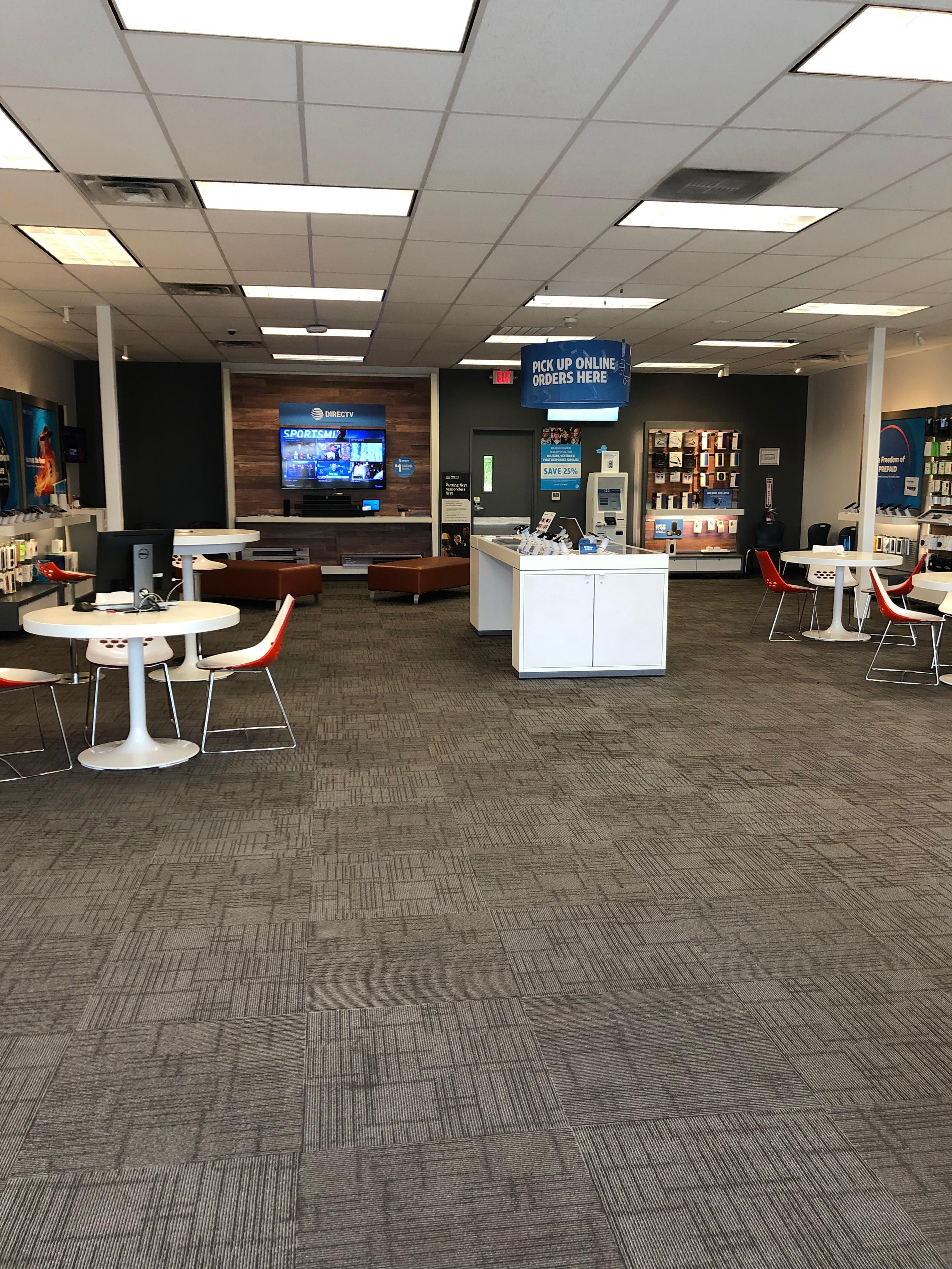 AT&T Store Photo