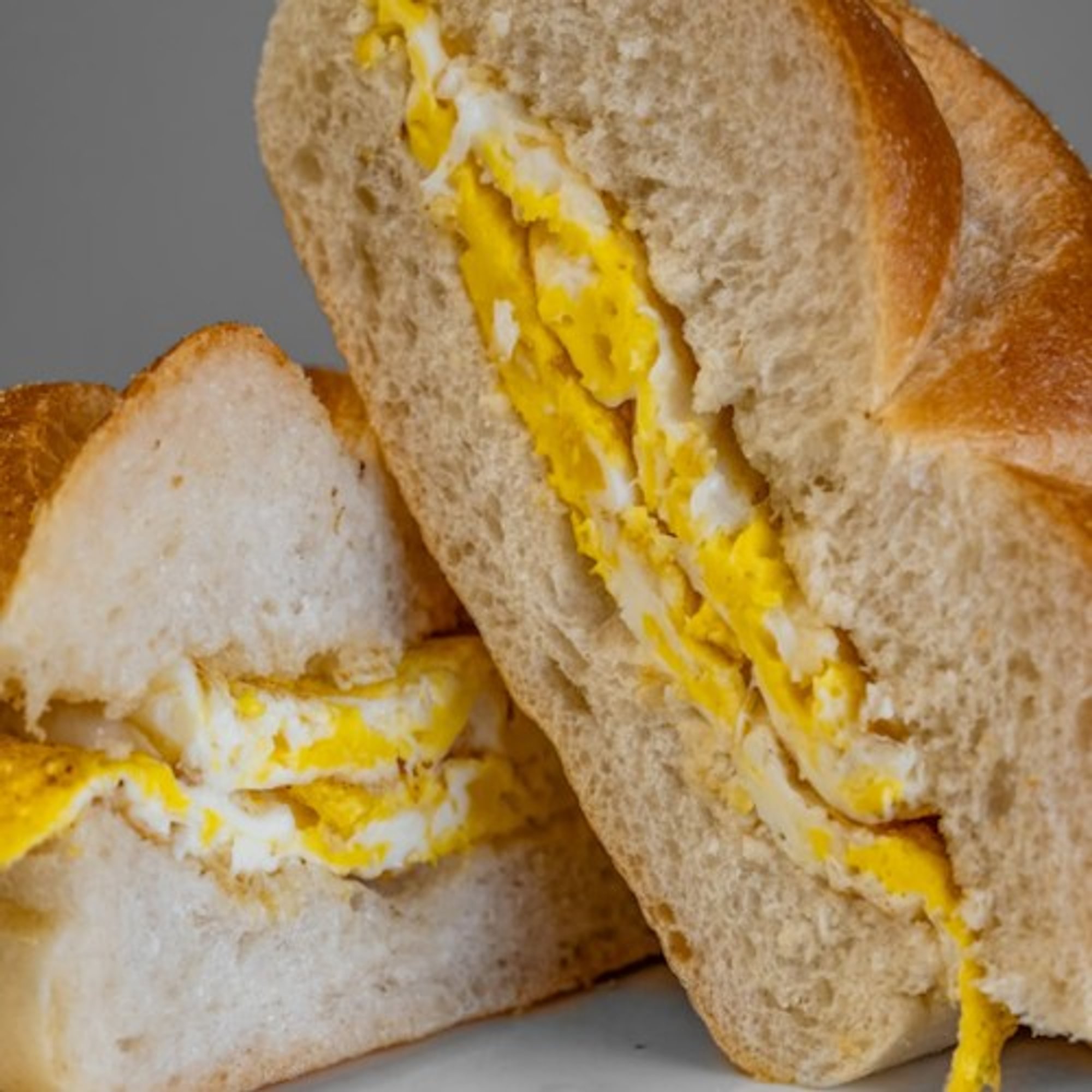 2 Eggs on a Round Roll