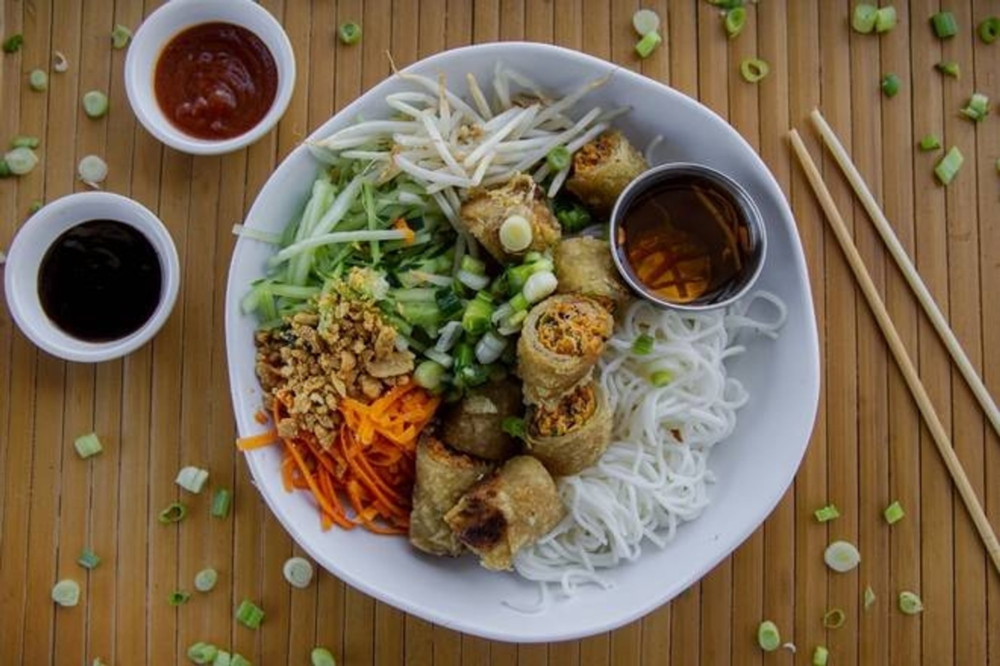 360 Viet Eggrolls Vermicelli Plate