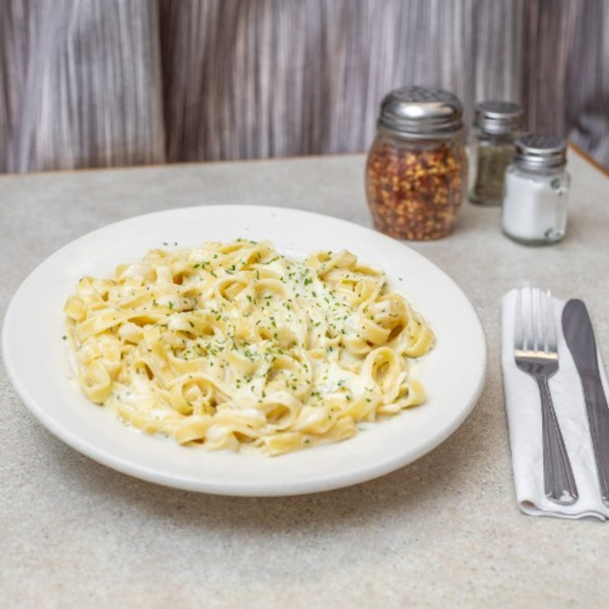 Fettuccine Alfredo (Half)