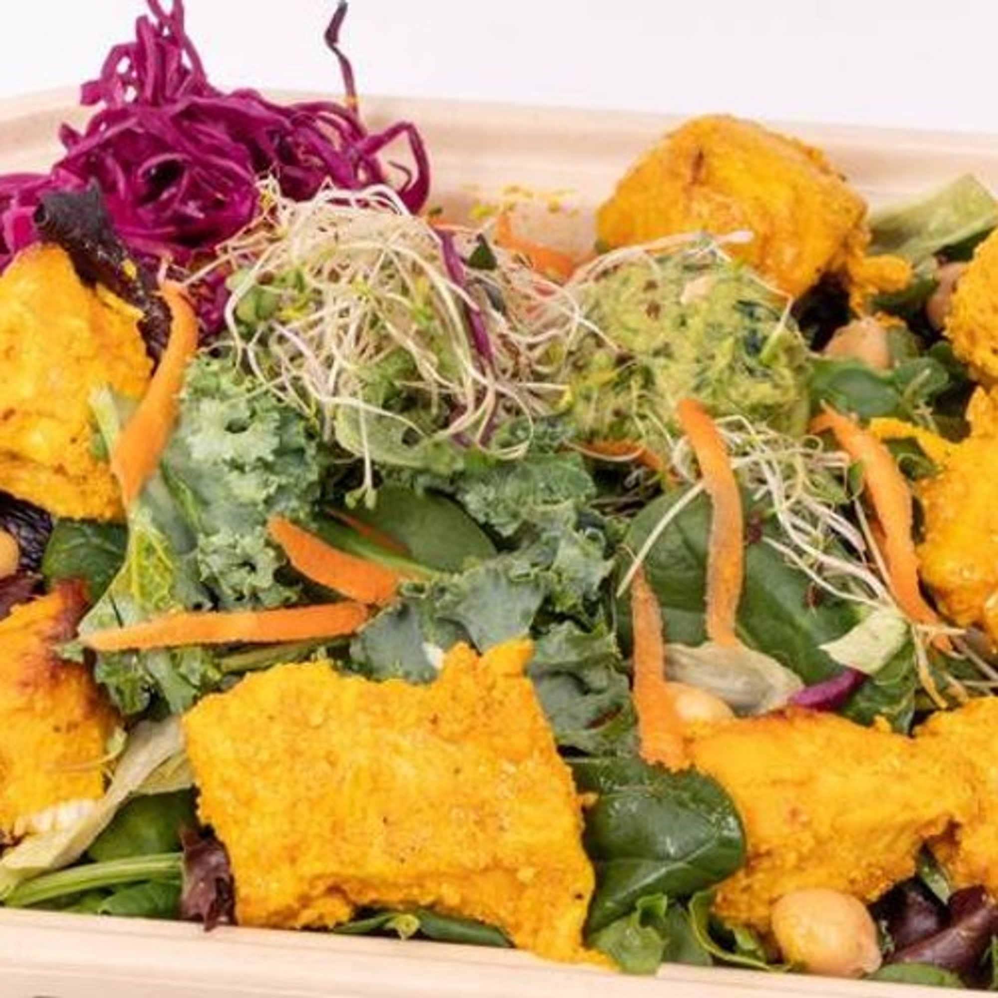 Chicken Tikka Salad With Avocado (Gluten Free)