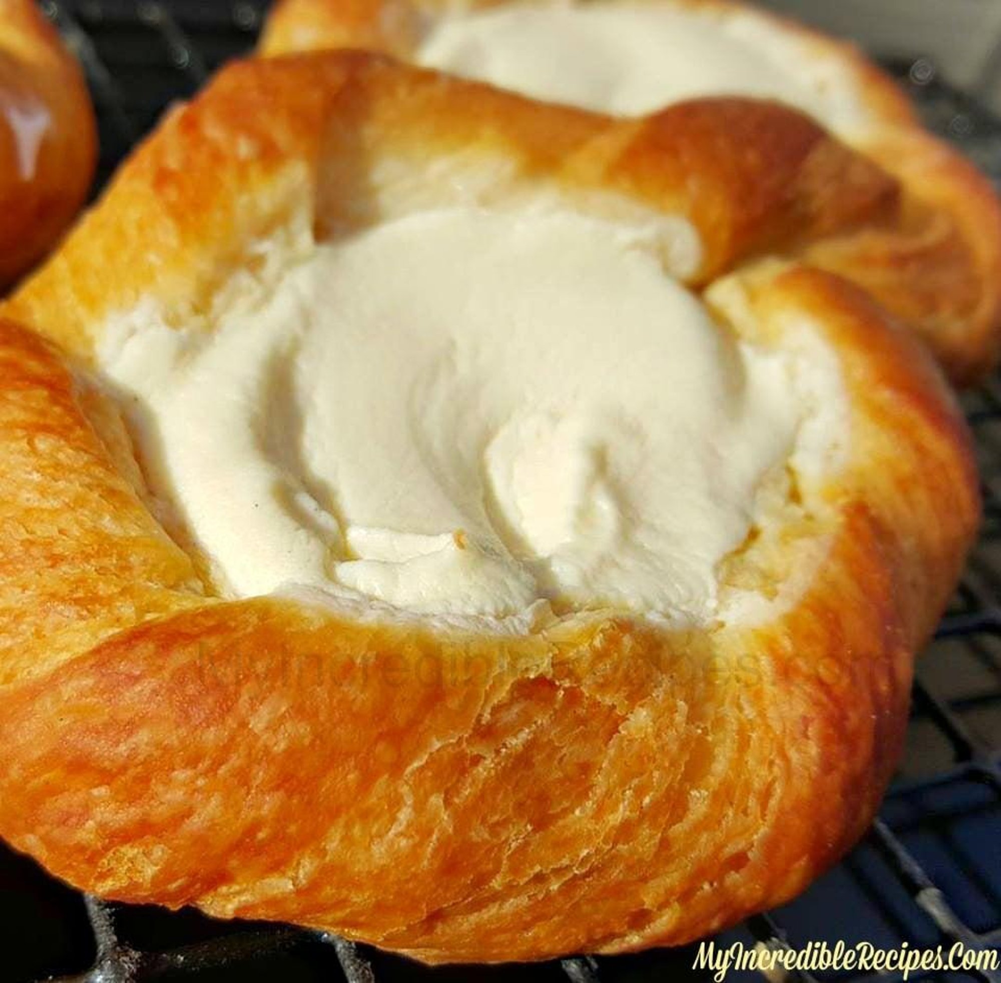 CHEESE DANISH