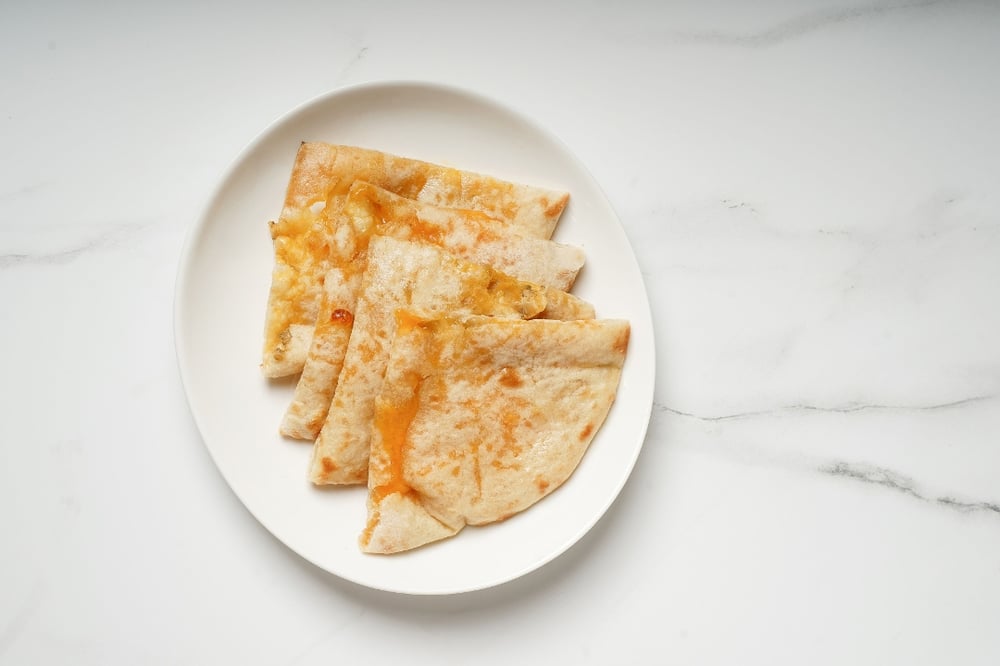 Cheese Naan (1 Piece)