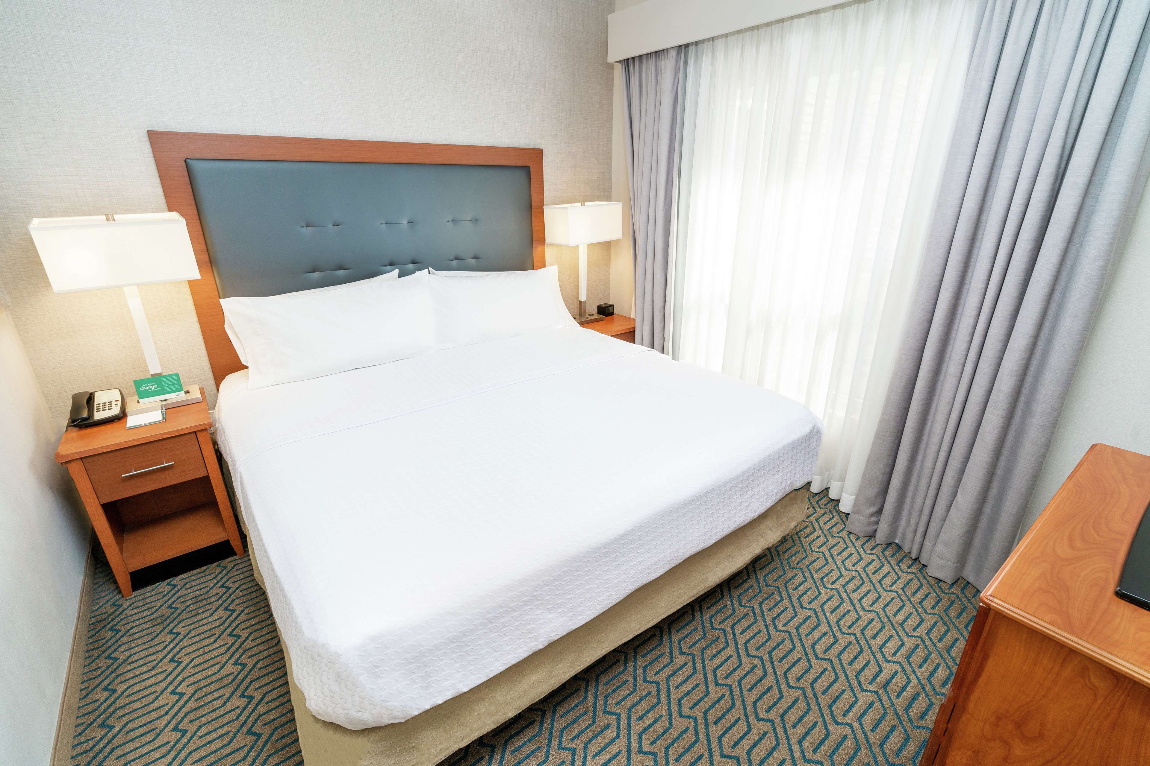 Guest room
