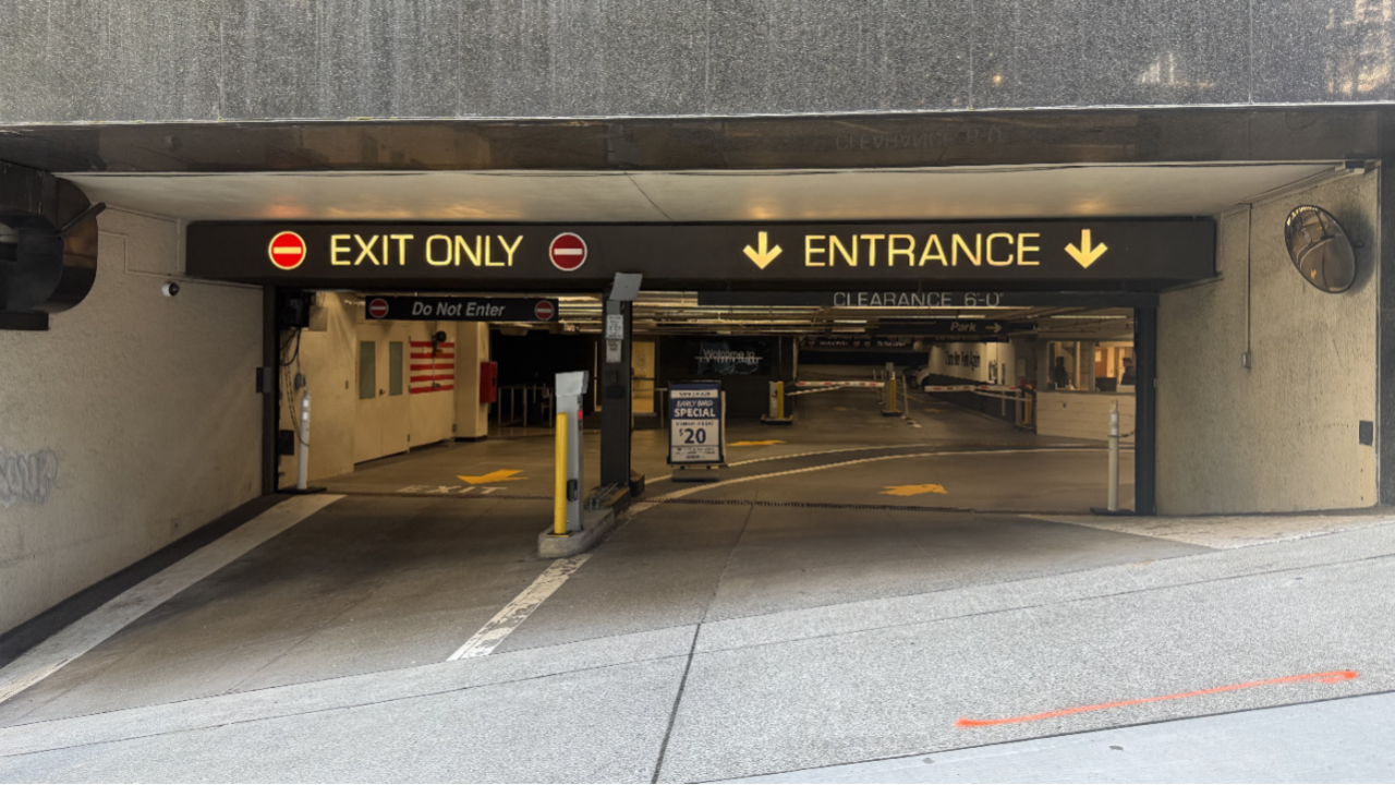 LAZ Parking - Safeco Plaza