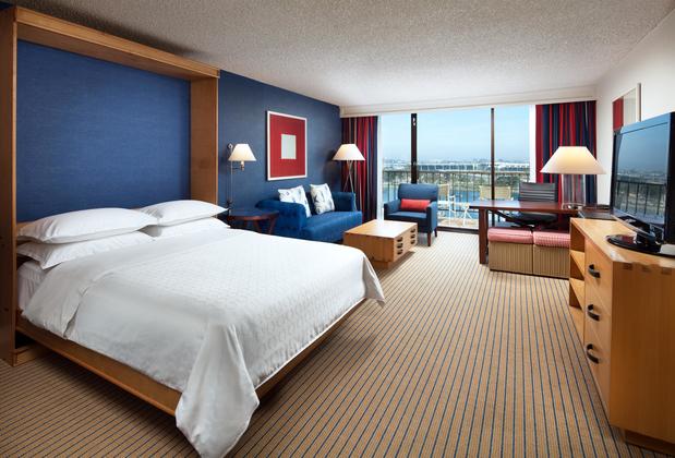 Images Sheraton San Diego Hotel & Marina