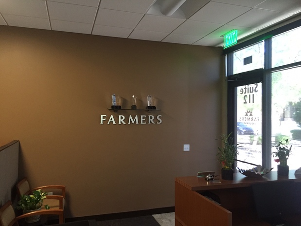Images Farmers Insurance - April Schaffroth
