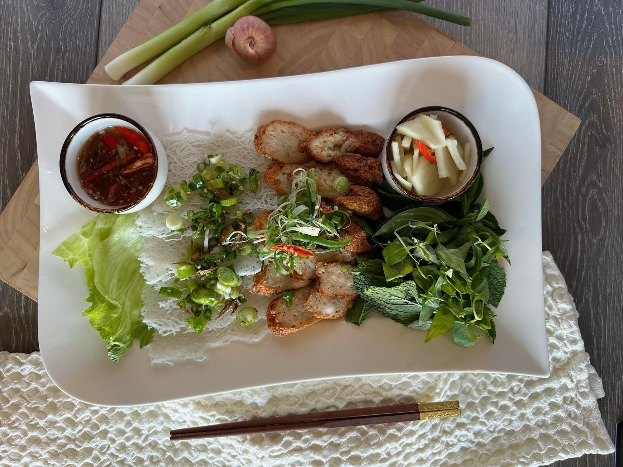 Banh Hoi pick 2