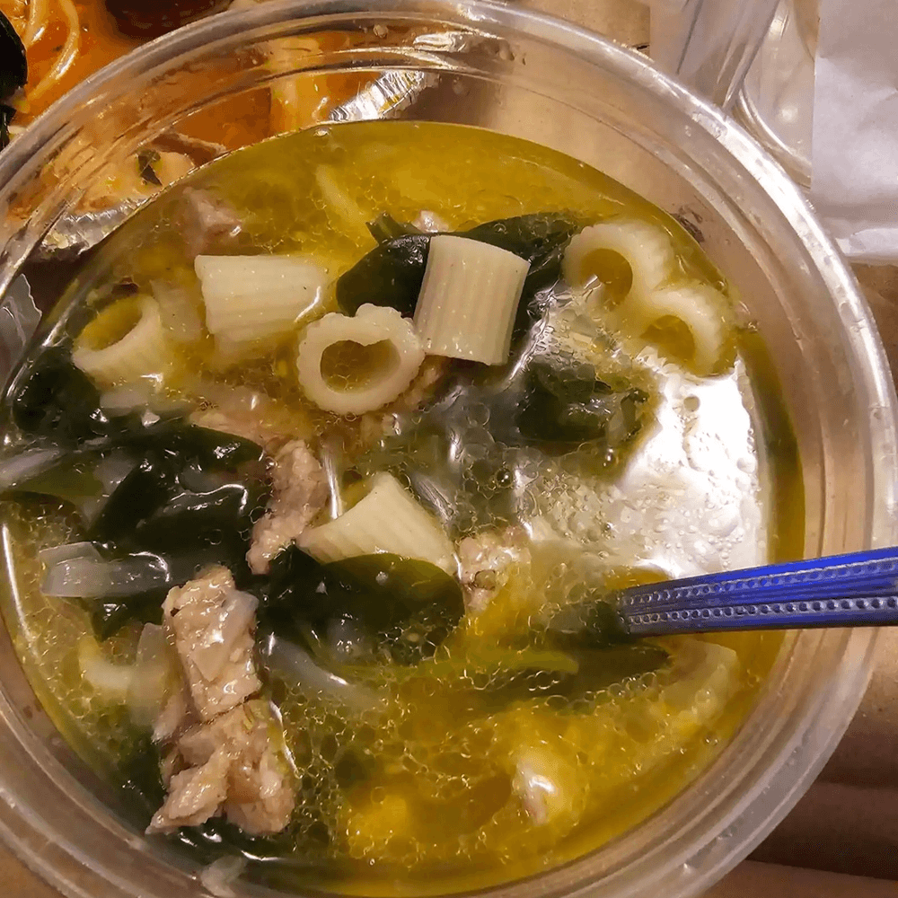 Tuscan Sausage, Pasta & Spinach Soup