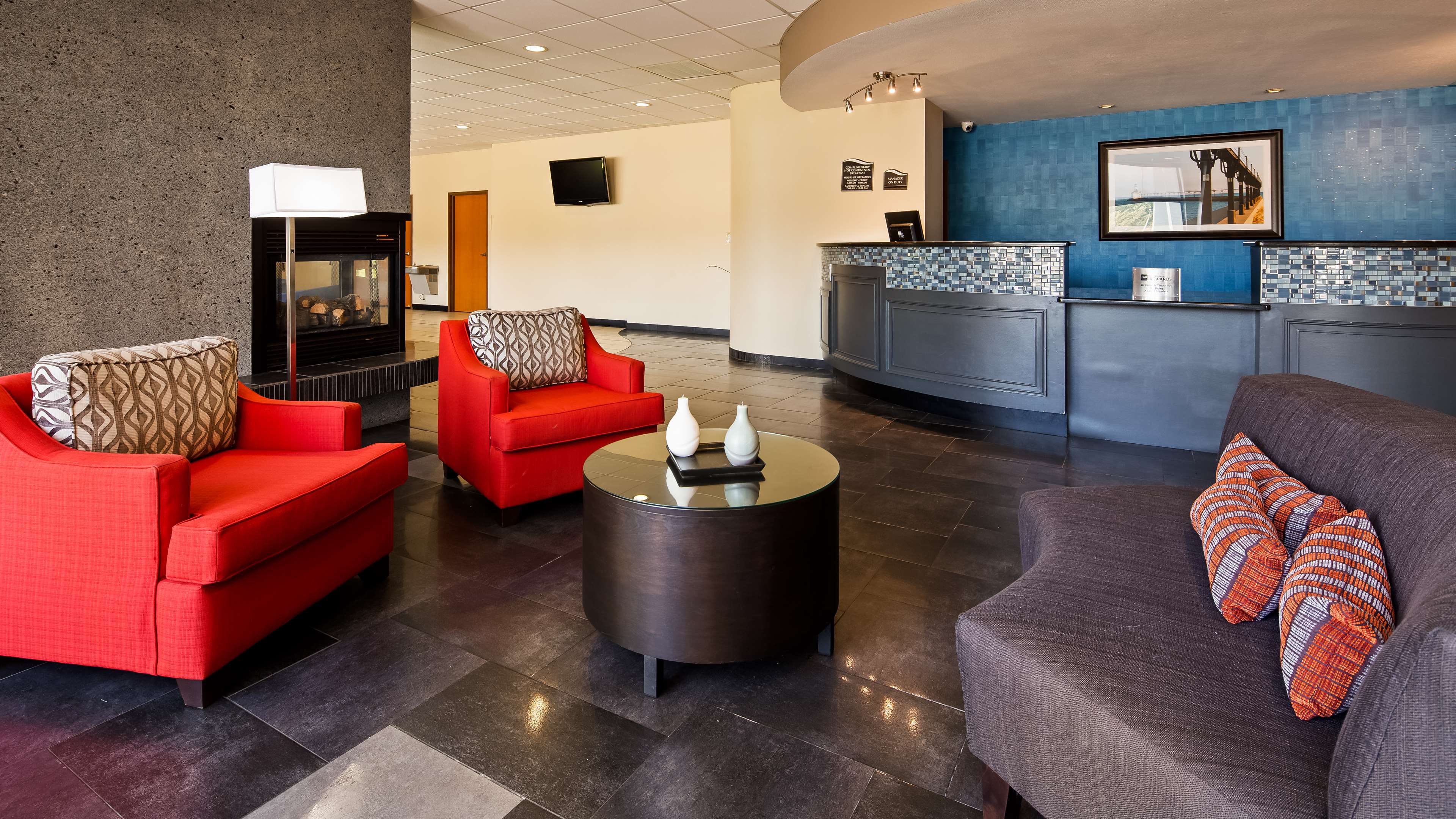 Best Western Plus Portage Hotel & Suites Photo