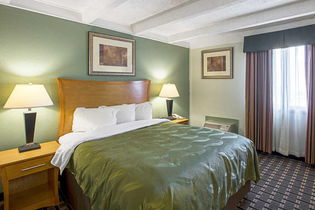 Images Quality Inn & Suites