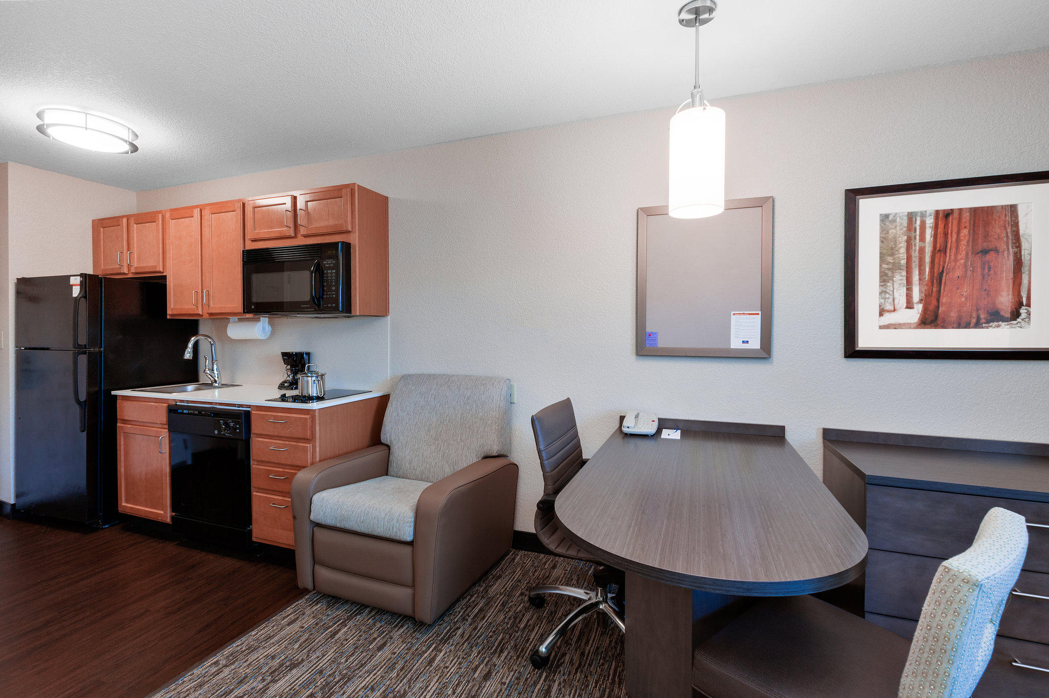 Candlewood Suites Medford Photo