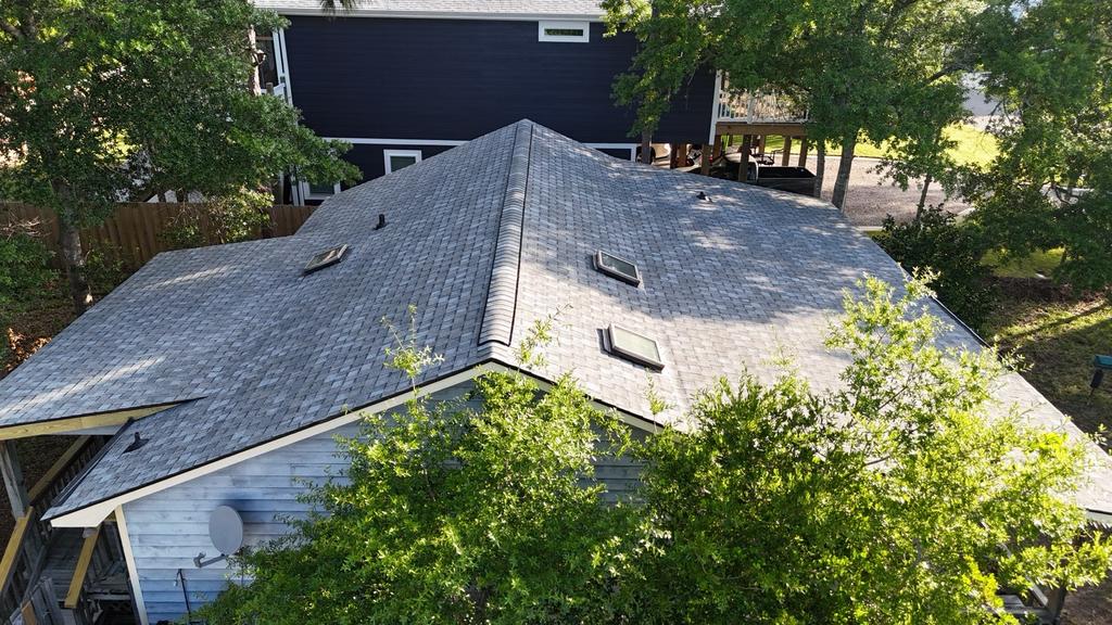 Willis Roofing Image
