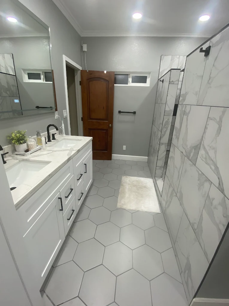 M.L. Construction Image