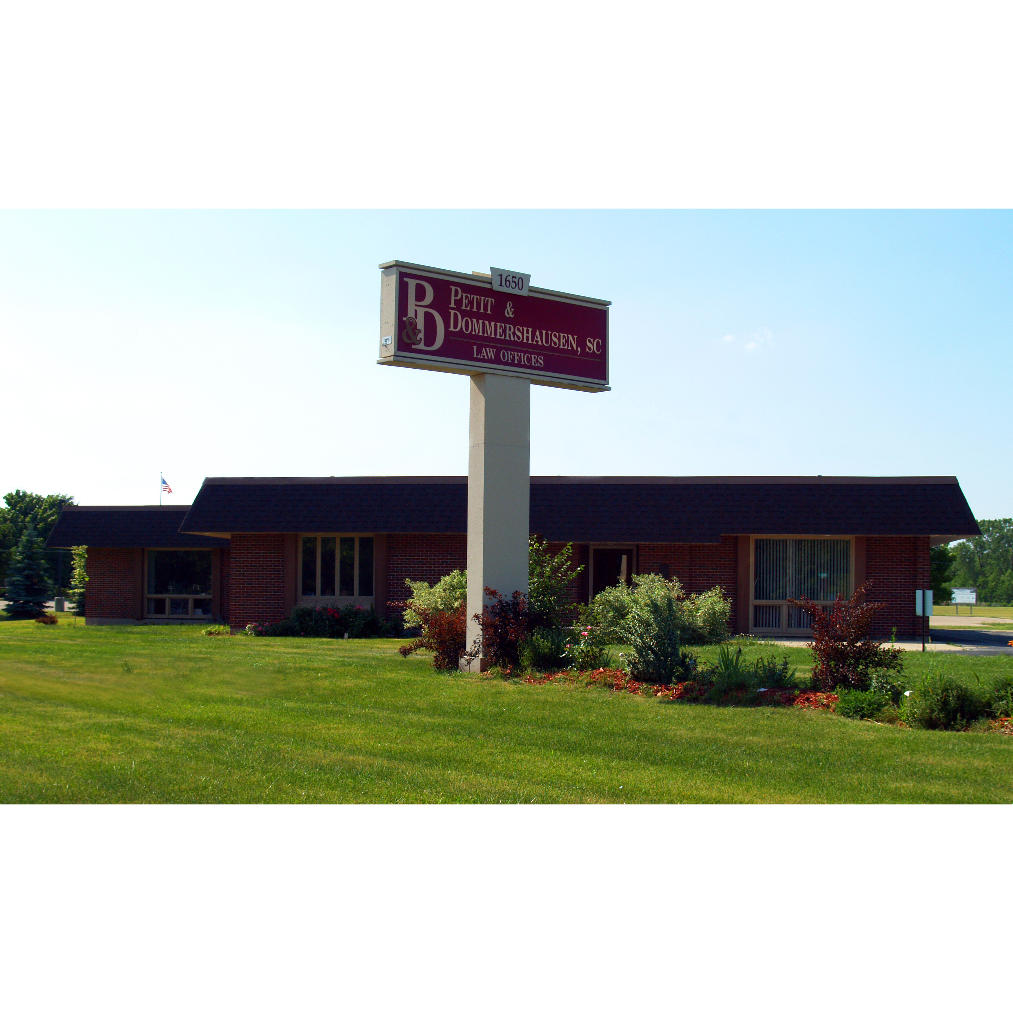 Petit &amp; Dommershausen SC Logo