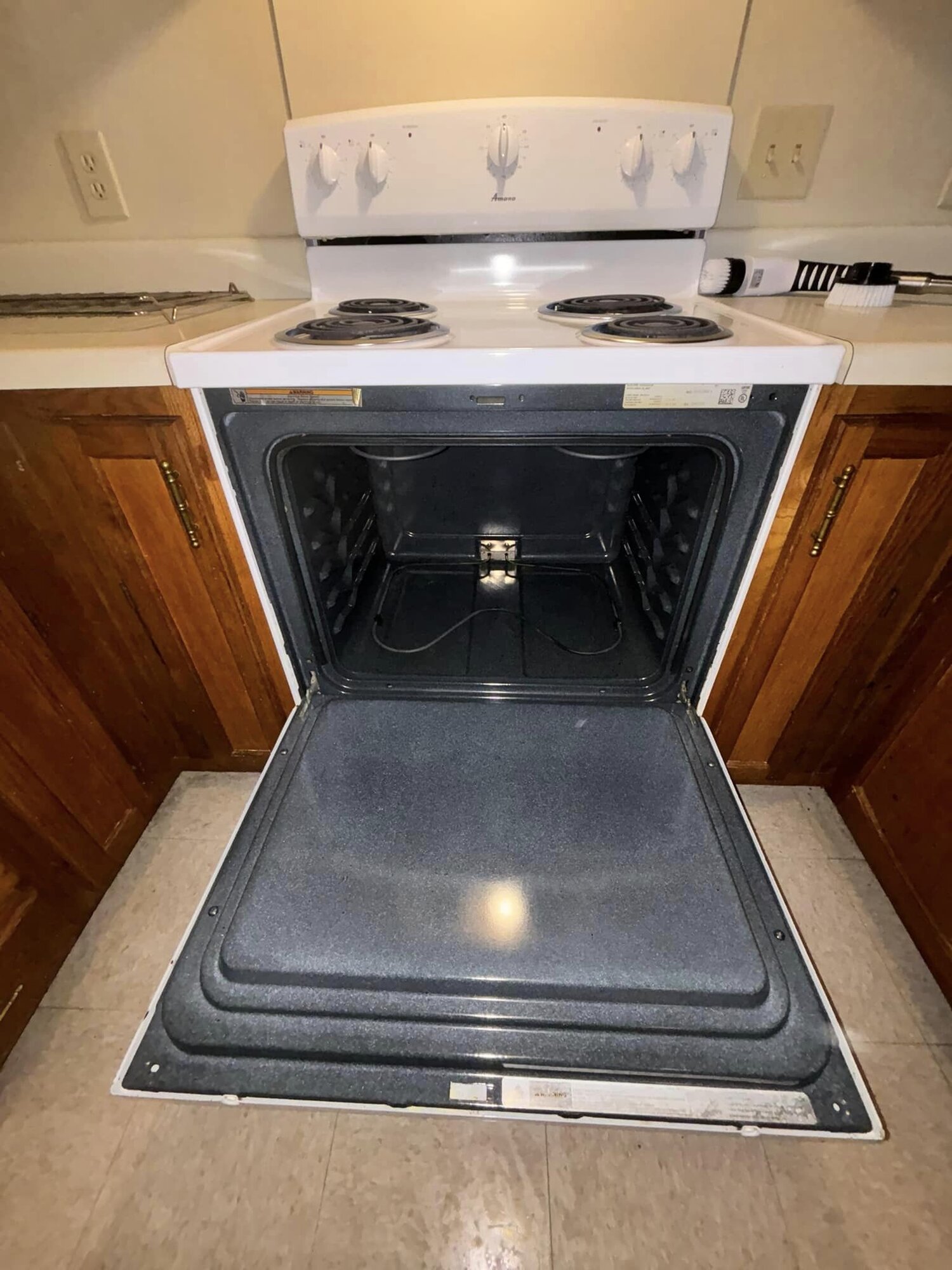 RazorEdge Cleaning Services Image