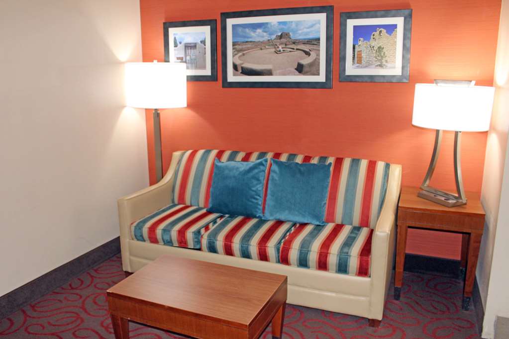 Best Western Cannon A.F.B. Image
