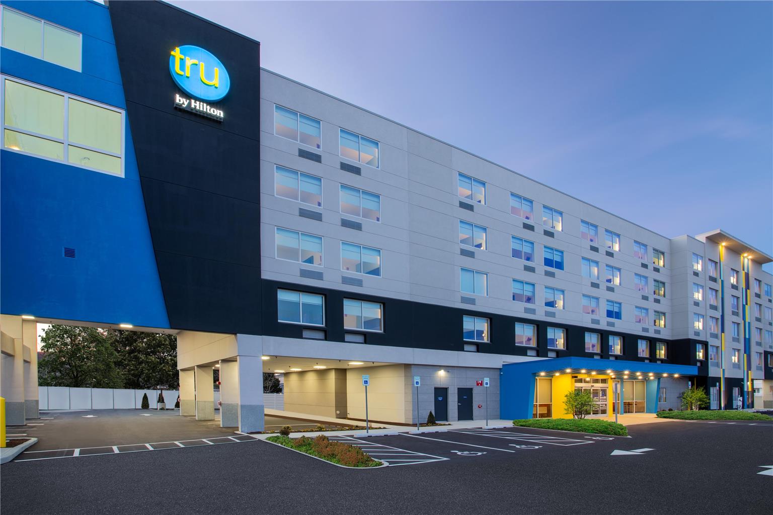 Tru by Hilton Ocean City Bayside Image