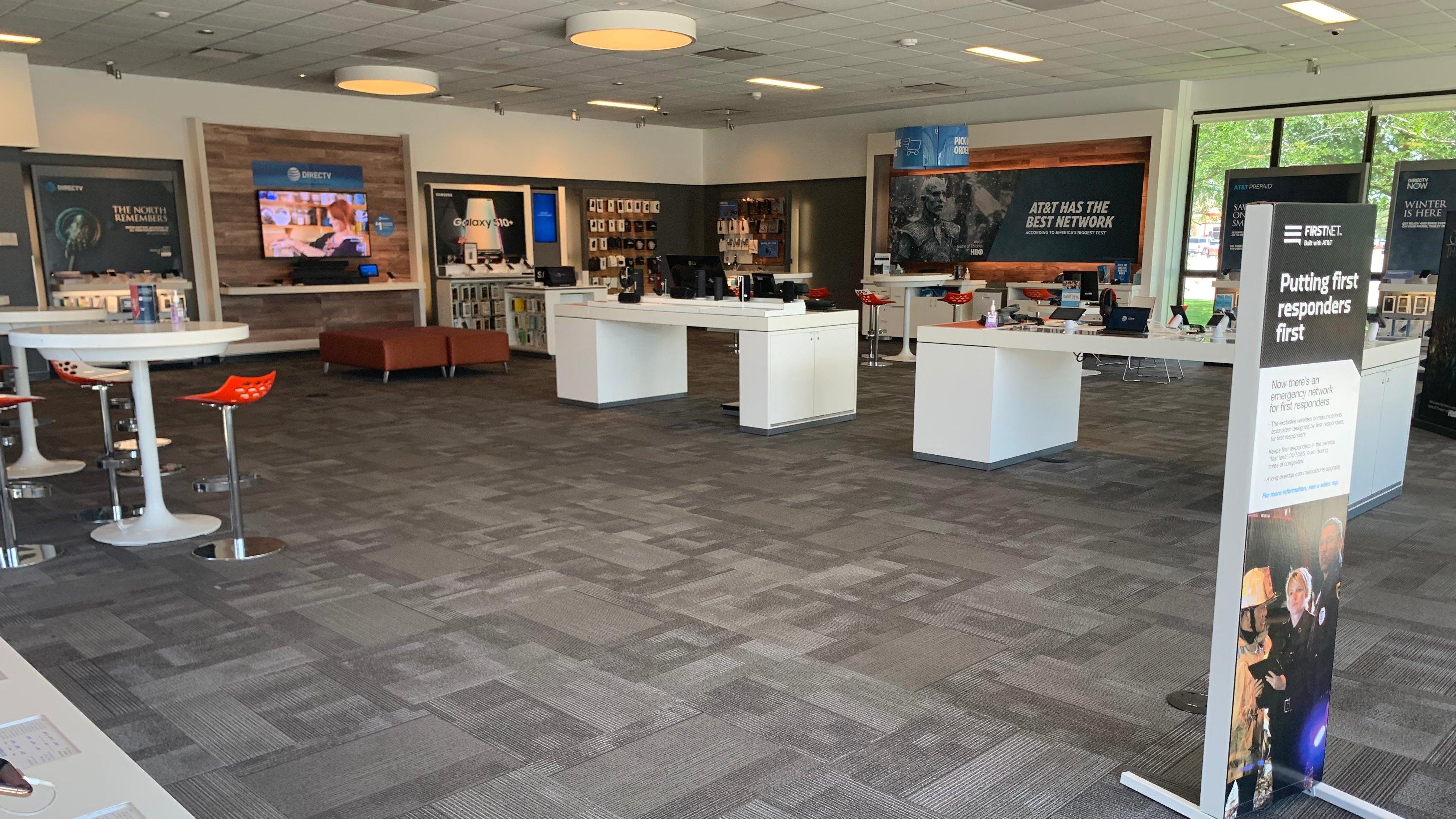 AT&T Store Photo