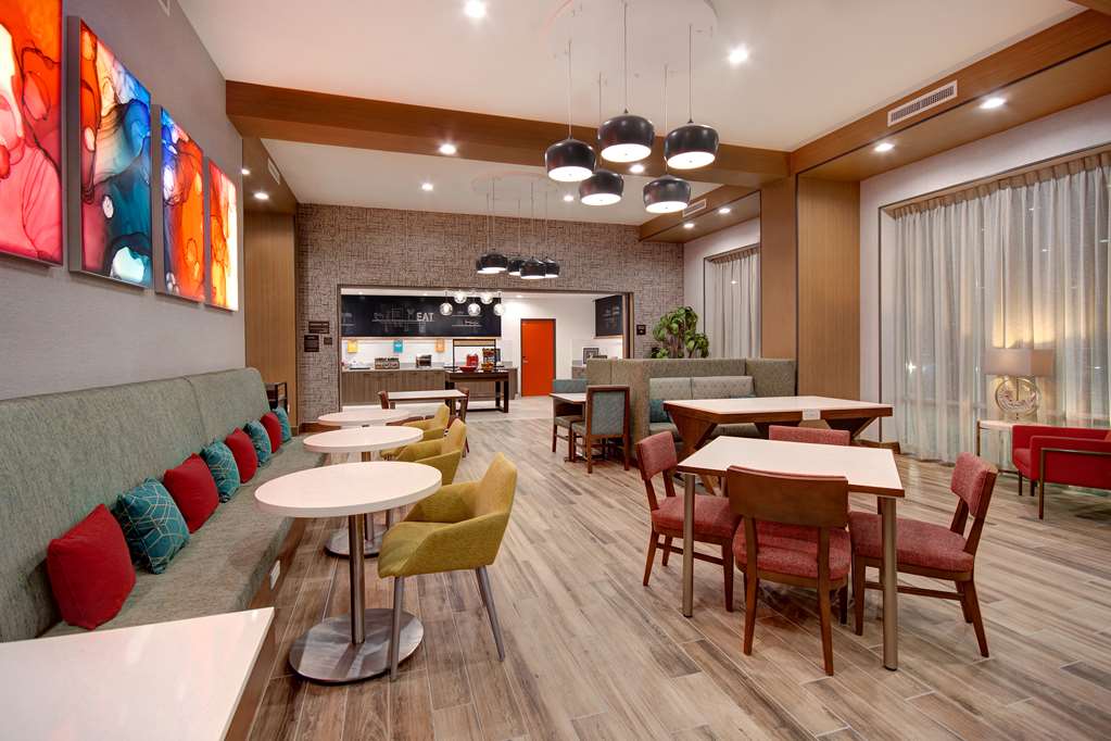 Hampton Inn & Suites Ontario Rancho Cucamonga Image