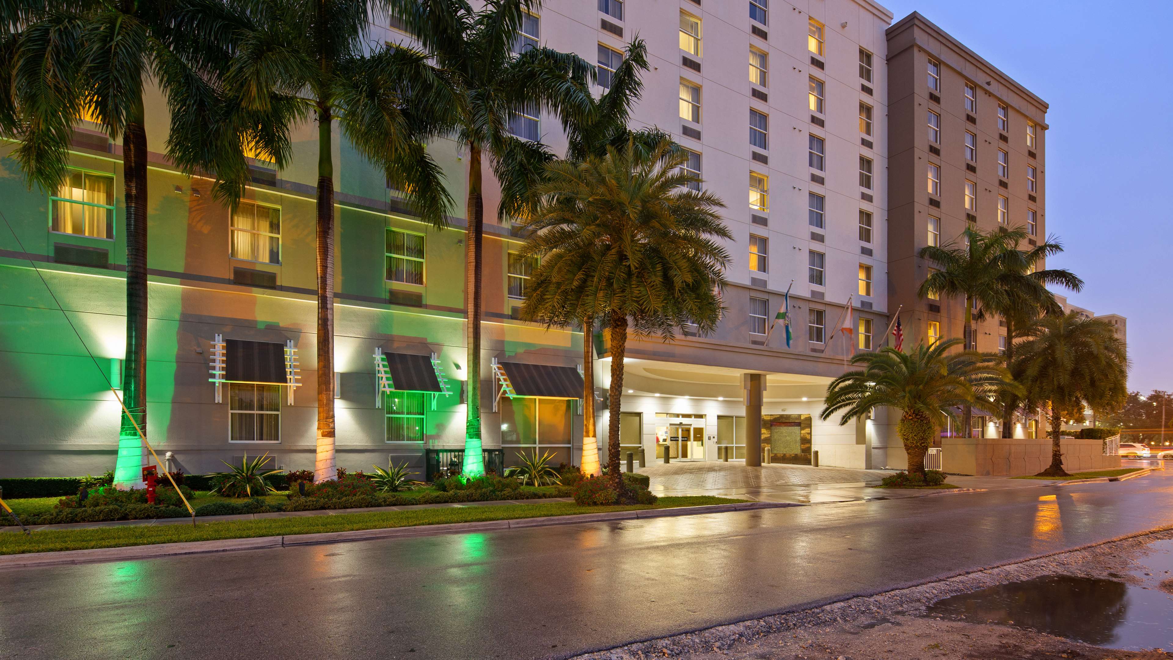 Best Western Premier Miami Intl Airport Hotel & Suites Coral Gables Photo