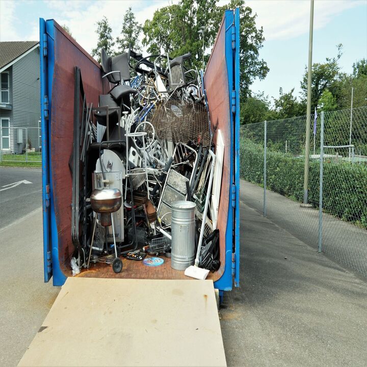 Lift and Leave Junk Removal Image