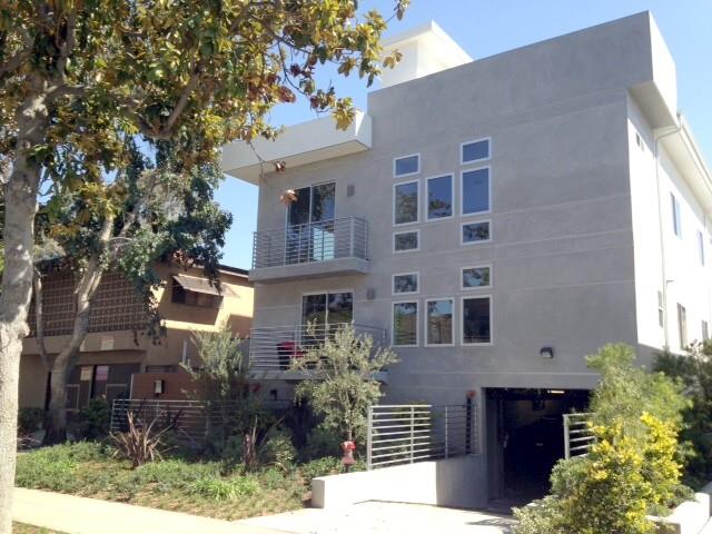 Lido Apartments - 3630 Mentone Ave