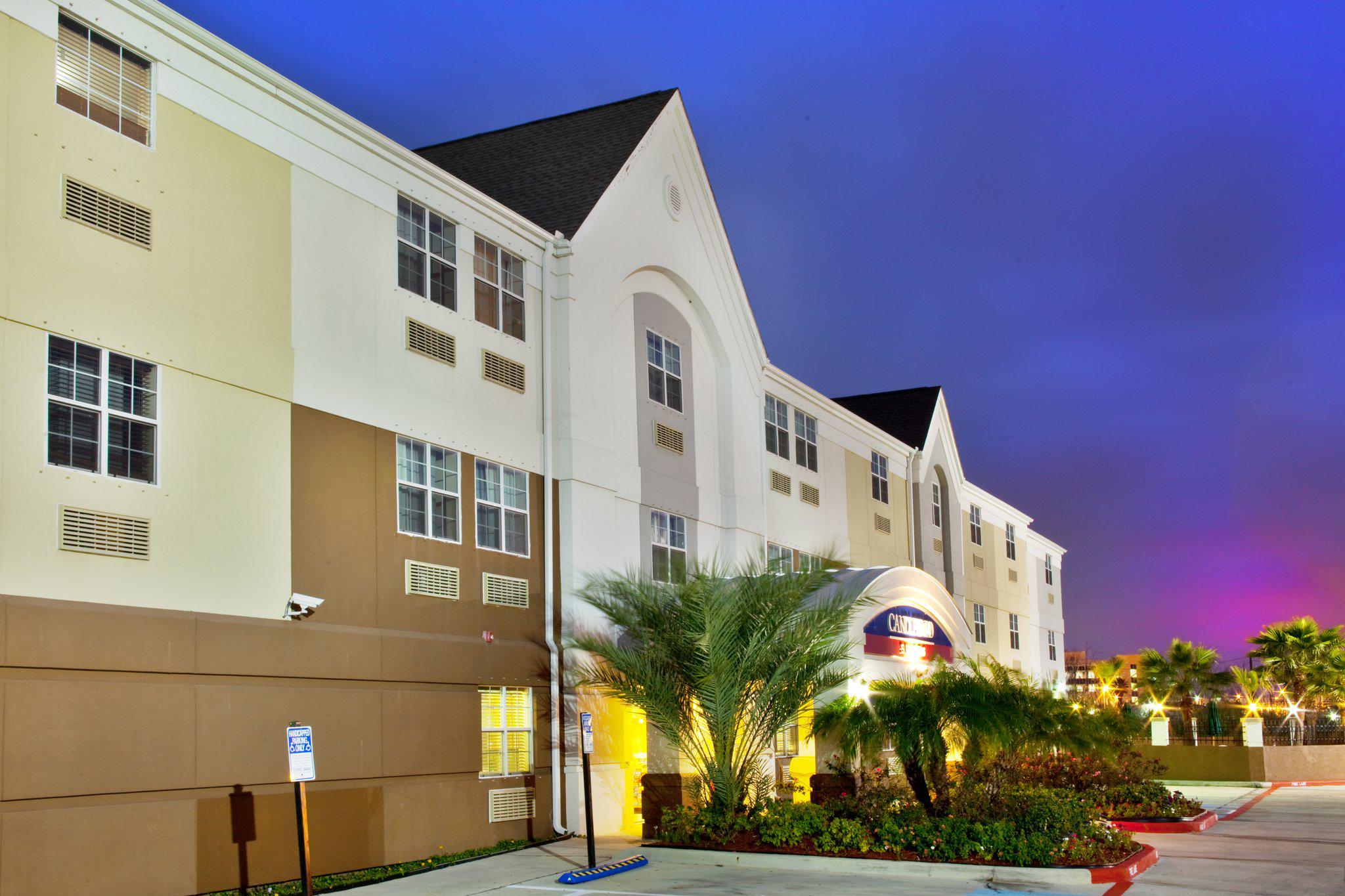 Candlewood Suites Galveston Photo